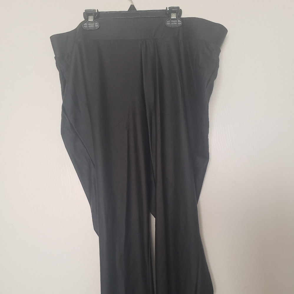 Black Polyester and Spandex Stretch Pants